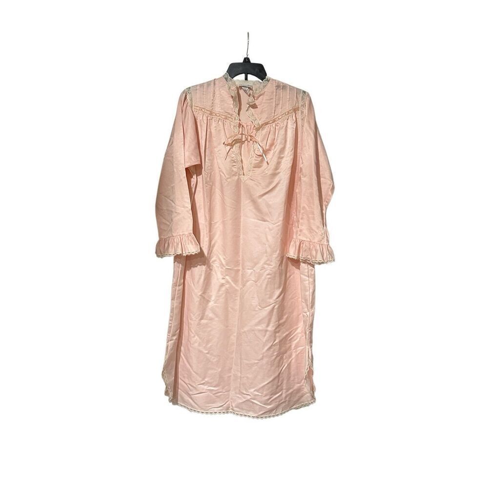 Character cuddleskin gown pajamas pink satin vintage M 8/10 Victorian